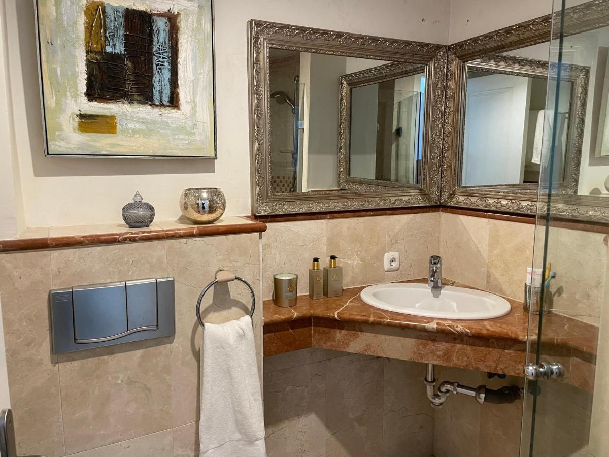 Calahonda Luxury Apartment With A Stunning Sea View Михас Экстерьер фото